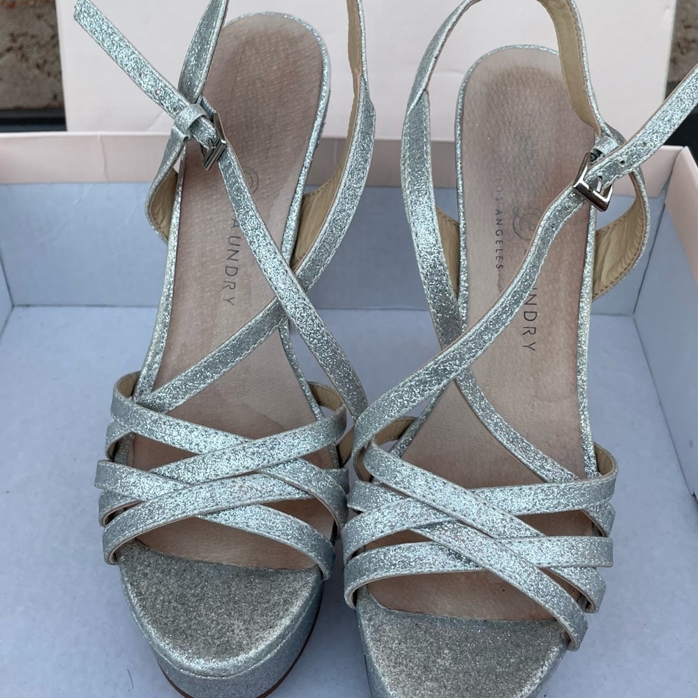 Chinese Laundry Teaser 2 Heels in Silver